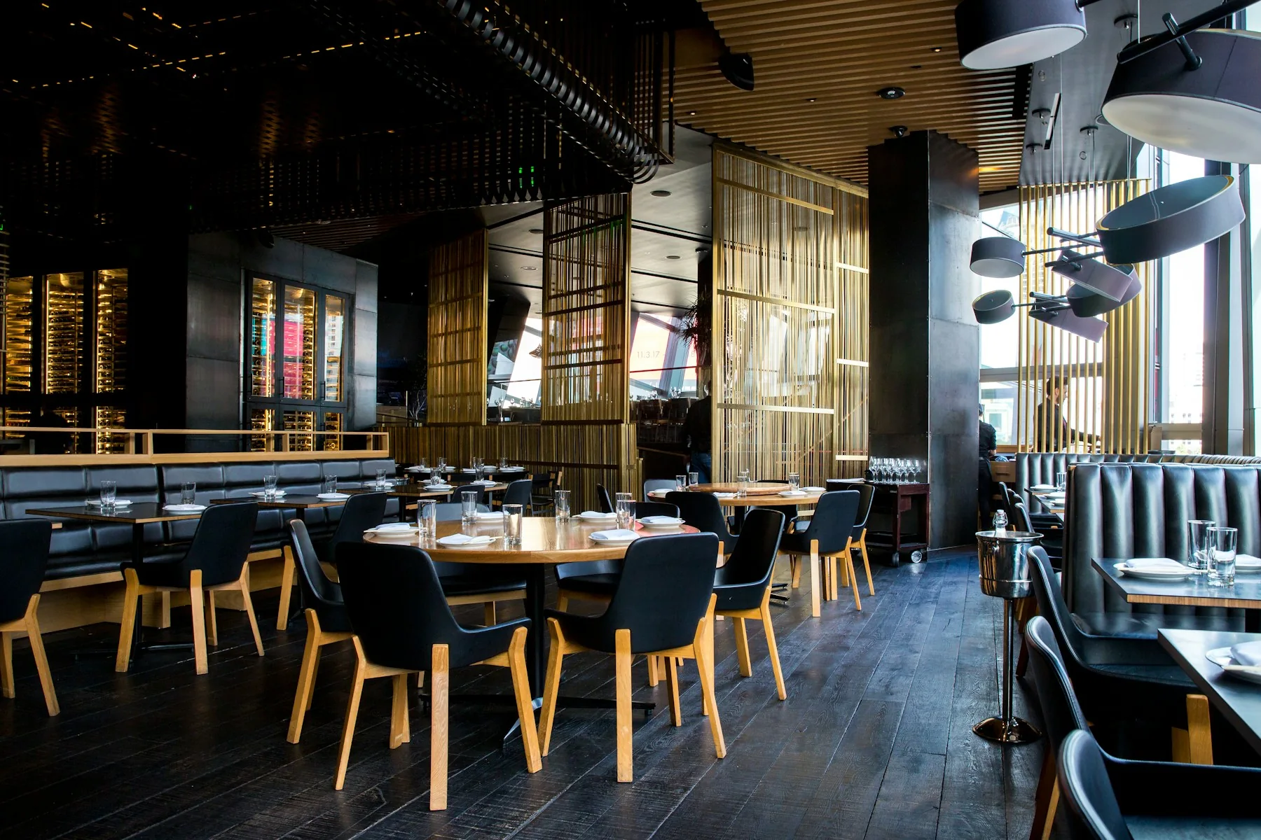 Salle de restaurant, photographie d’ambiance